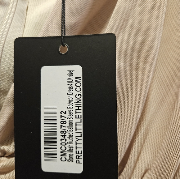 PrettyLittleThing Dress - Picture 3 of 3